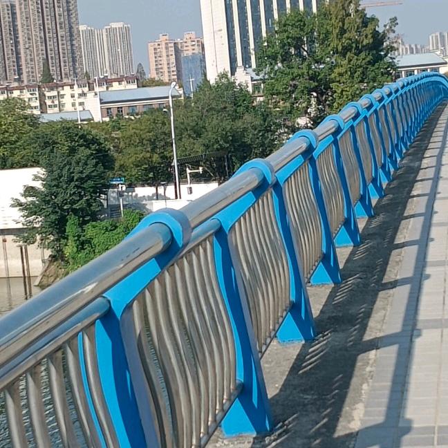 加工各种焊接。谢谢合作。