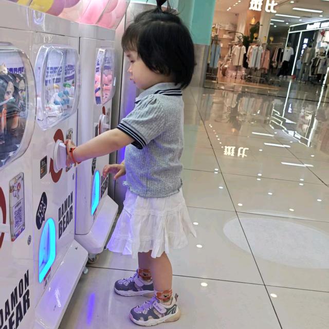王嘻嘻