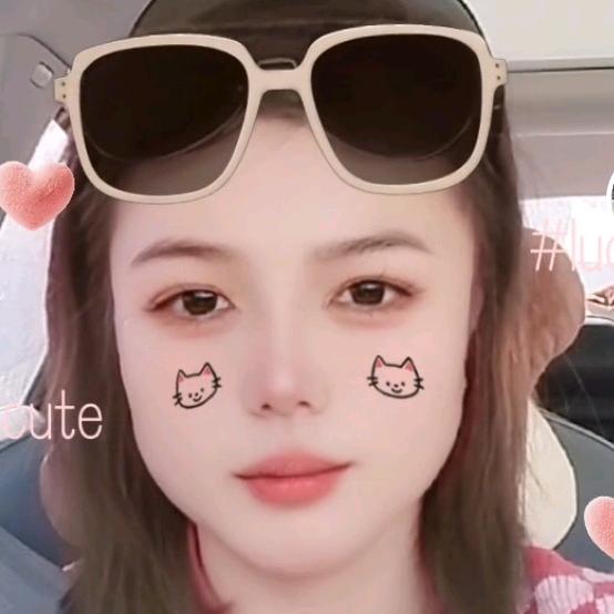 赛赛(湖南中建门窗回龙店)