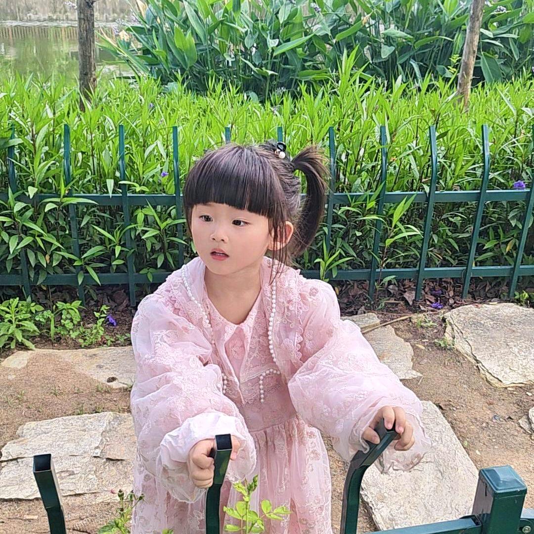 小美美,拒私聊,私聊拉黑🤦♀️