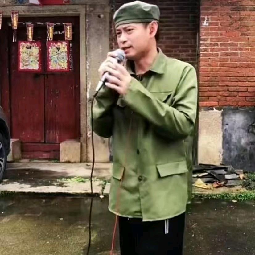 农村忠哥（幸福的一家人）