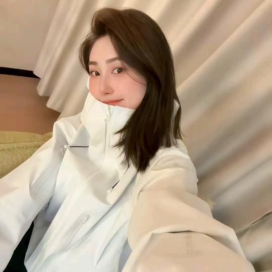 张可以@(穿搭分享)