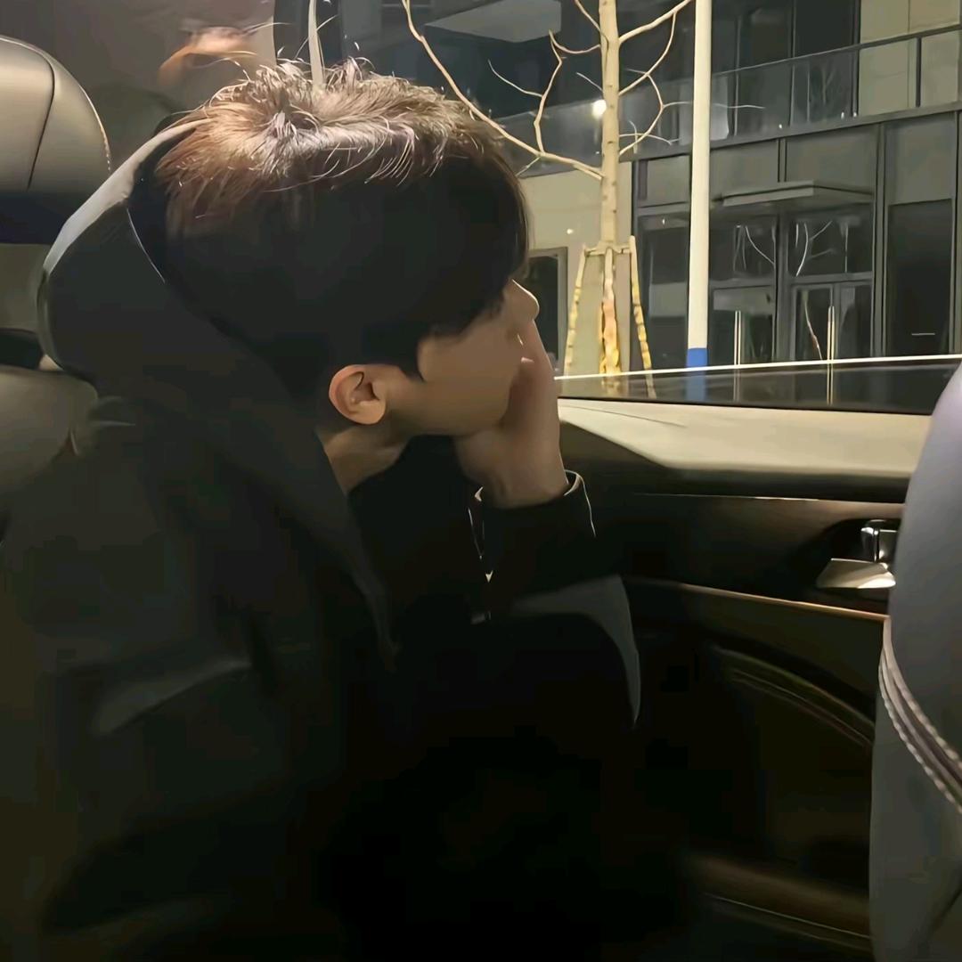 小乖.🔮