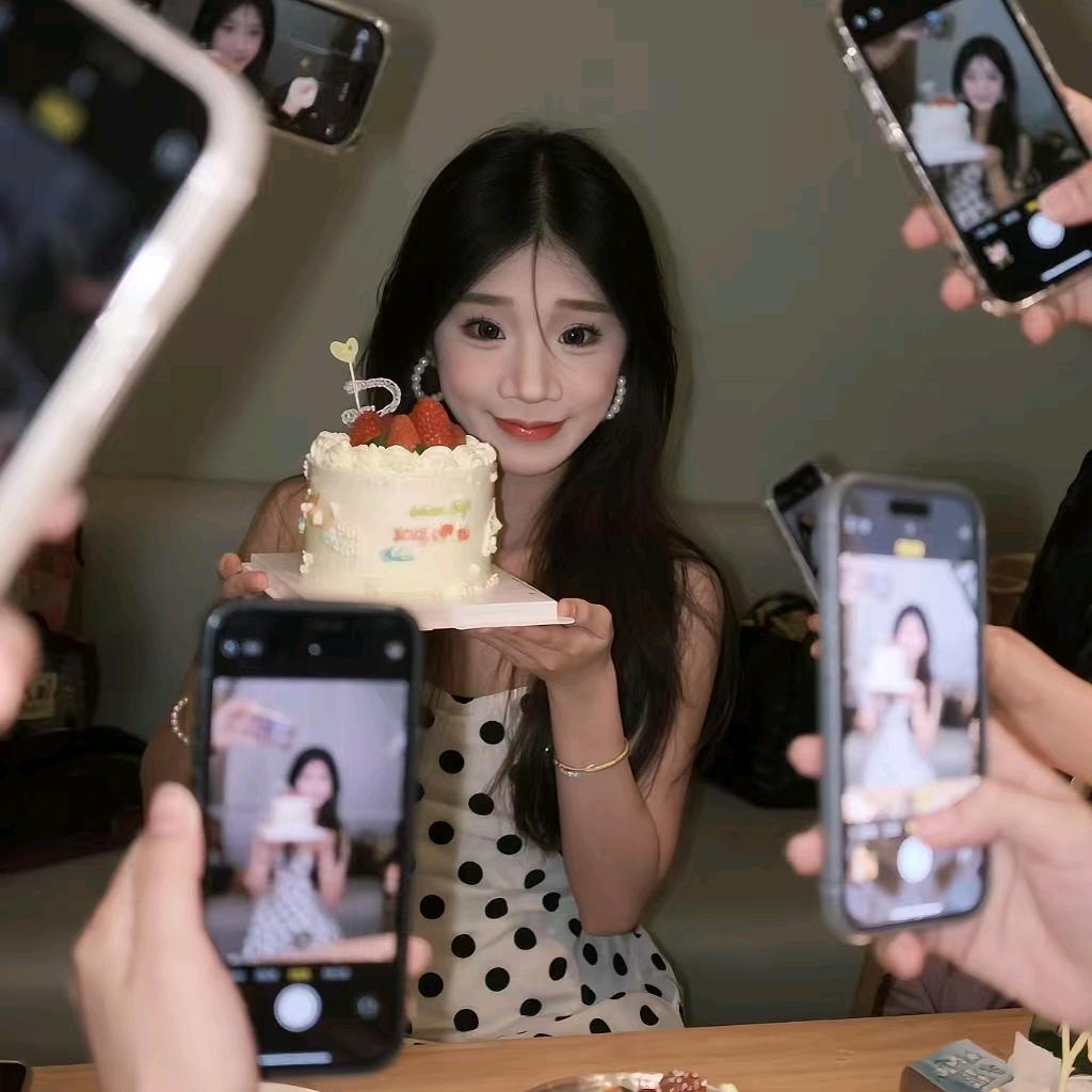 CEO酒吧订台_小婷