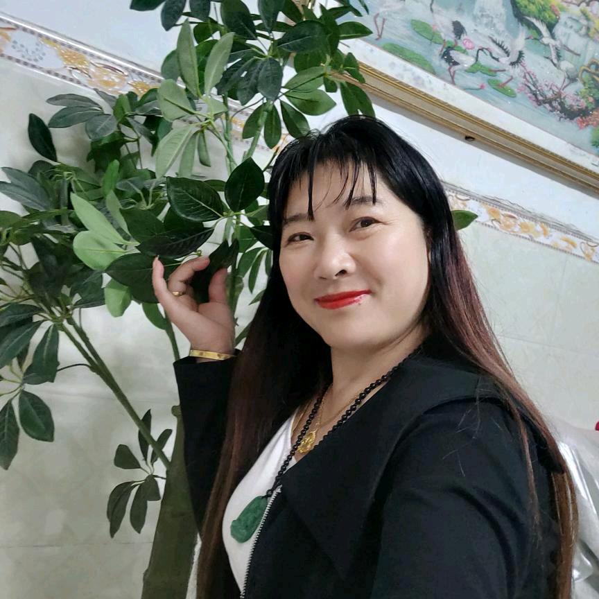 詹敬萍（晚上8点开播）