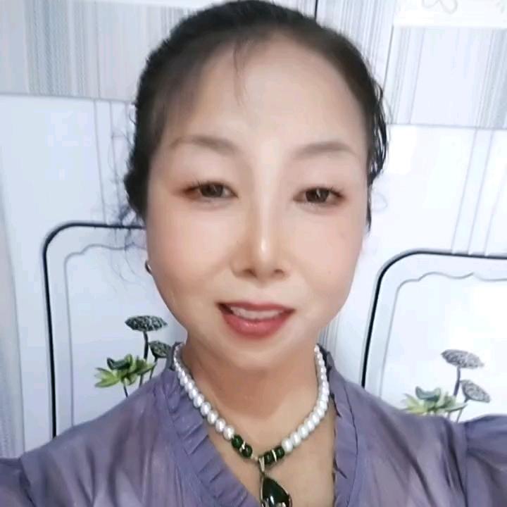 贵金姐吖8686