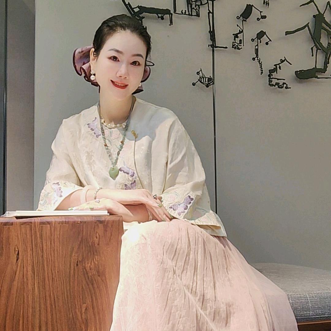 👒江南的女人👠