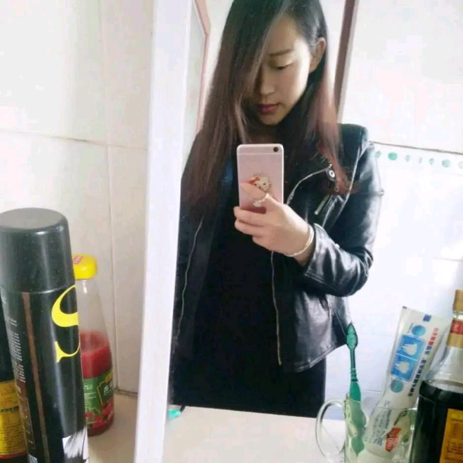 为了生活陪老头