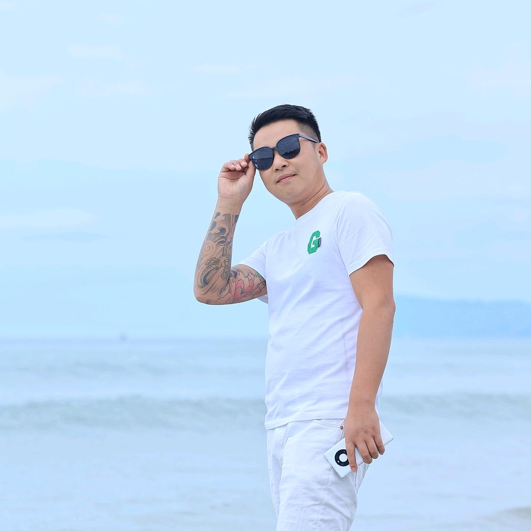 我是一颗钉子我怕个锤子