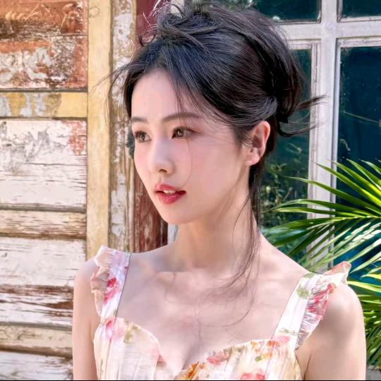 草莓爆爆百货爆爆