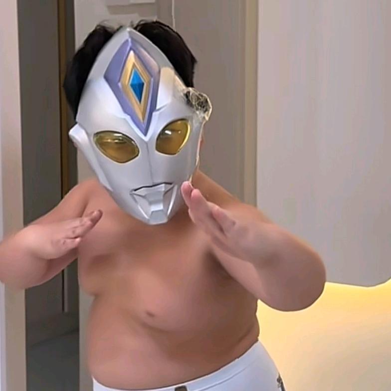 追风骚年李全有。