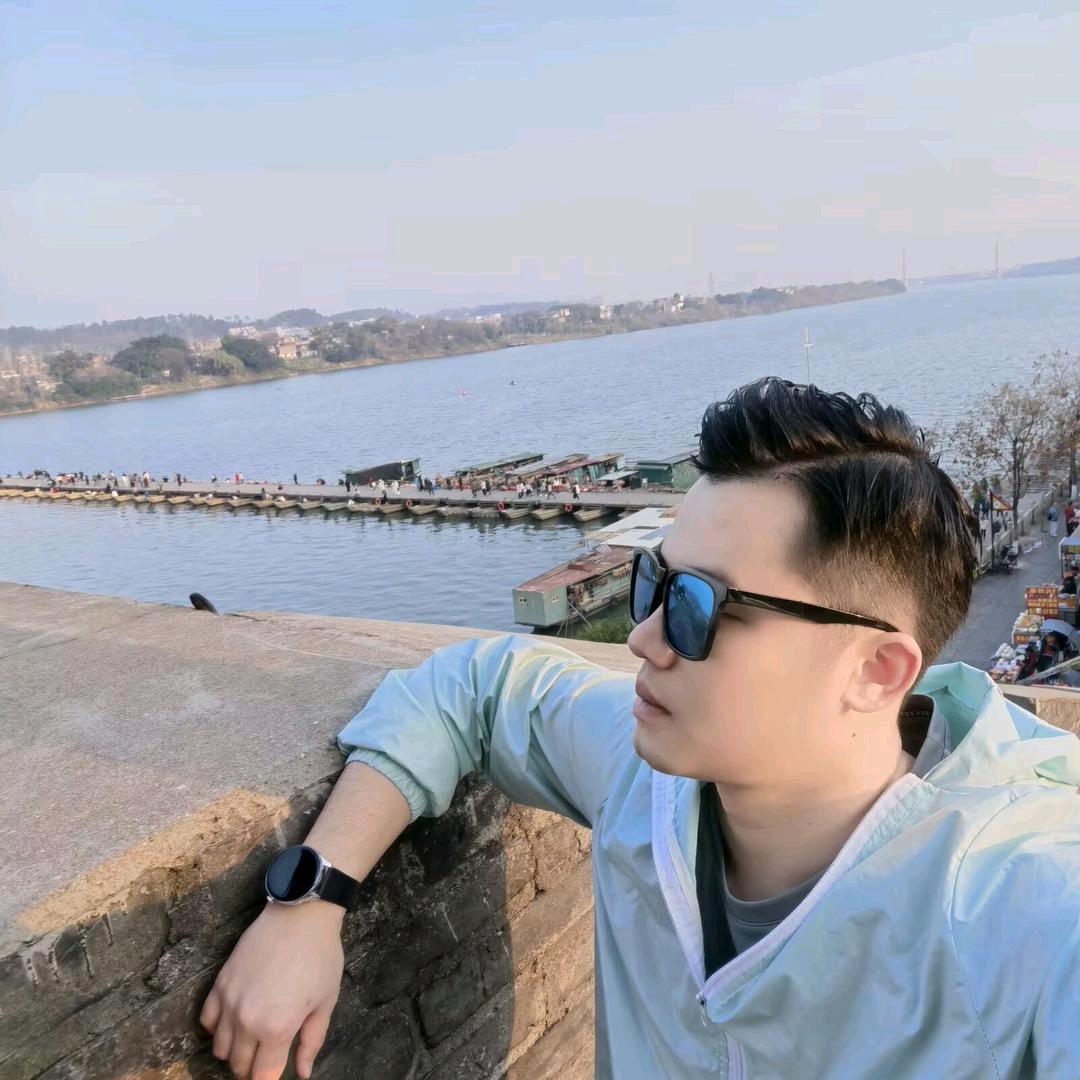 鄭志堅-Augustus