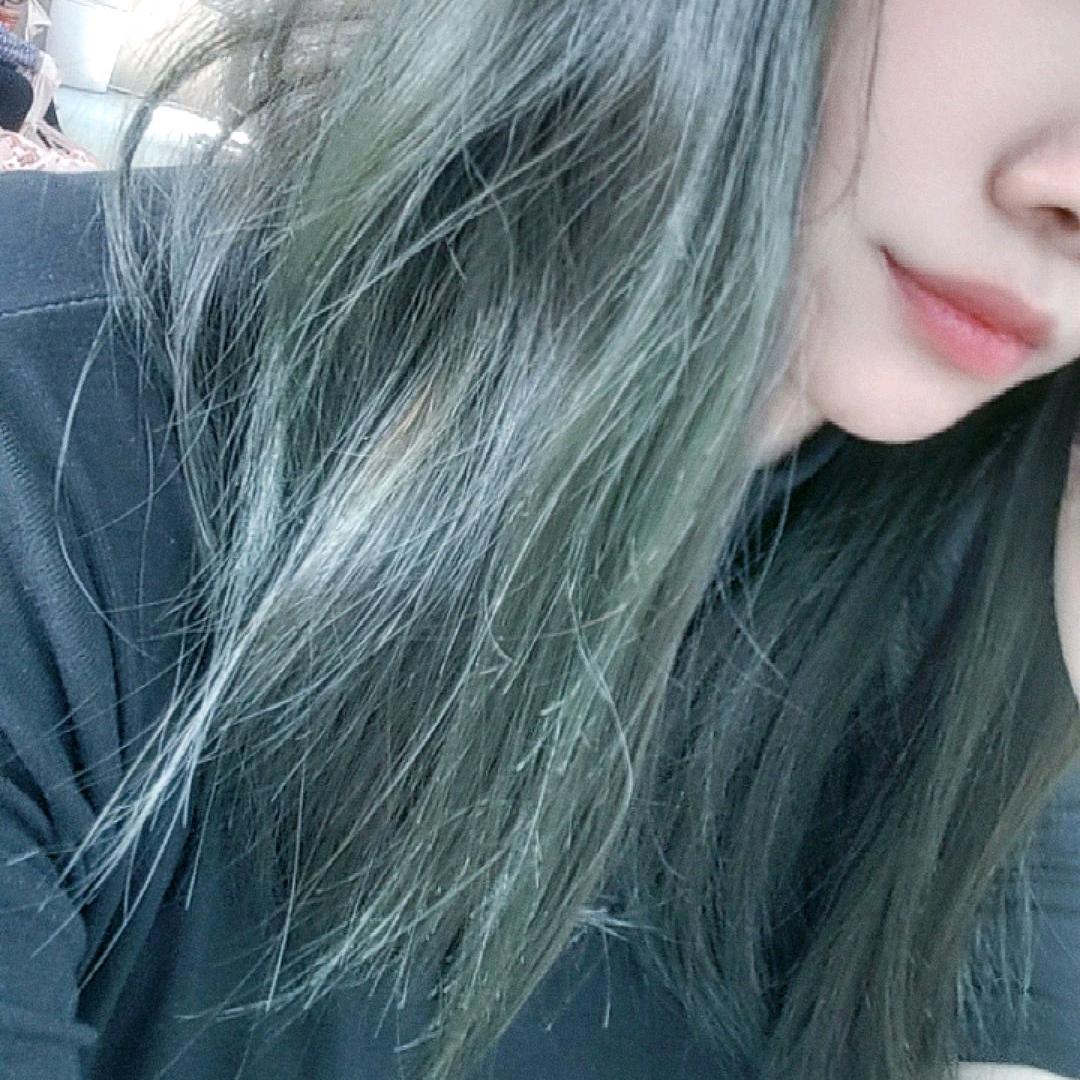 黄玲