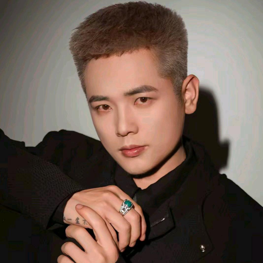 花小磊
