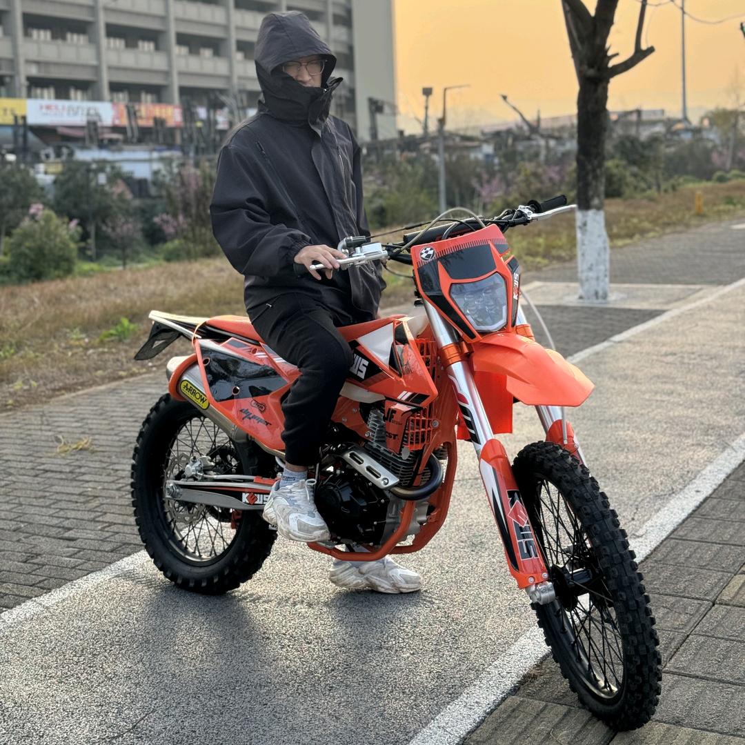 浮云越野车行