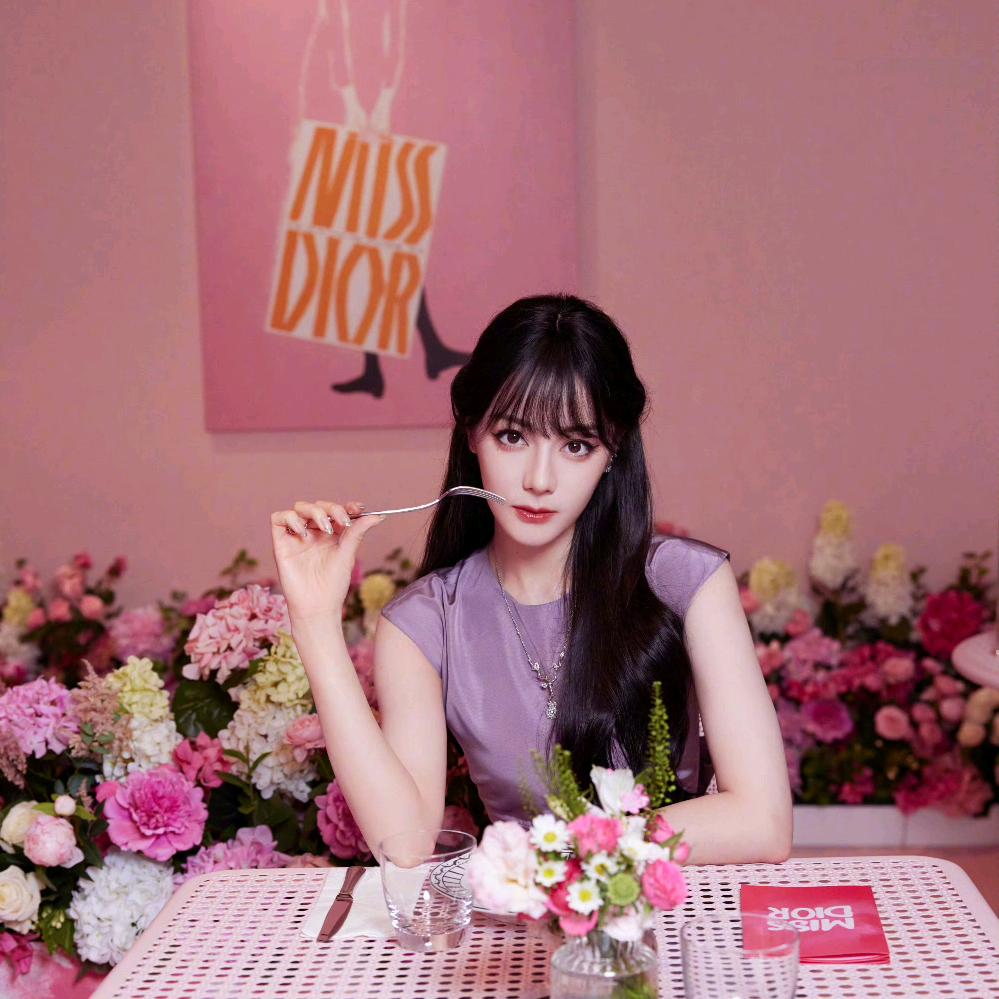 卖女孩的小火柴要发财