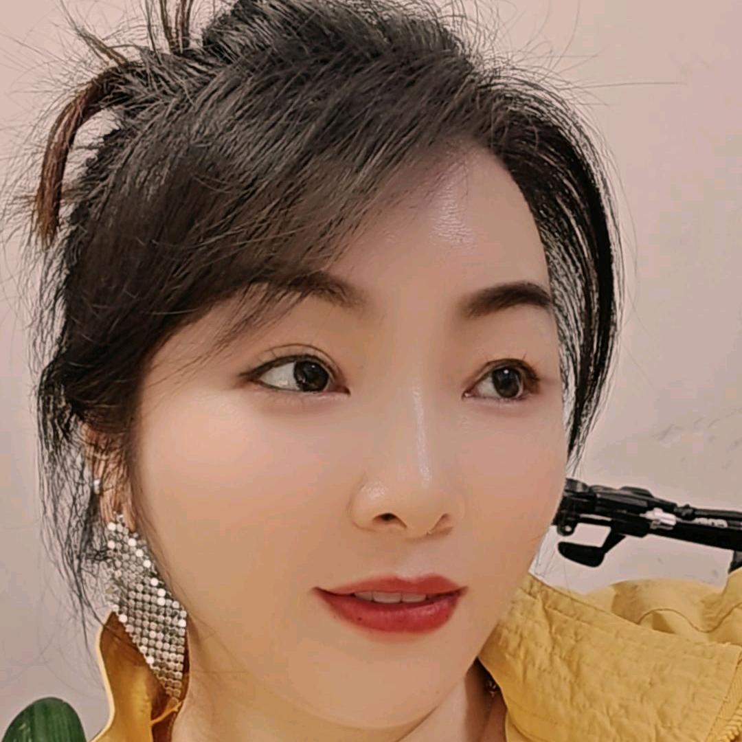 小龙女  娜娜