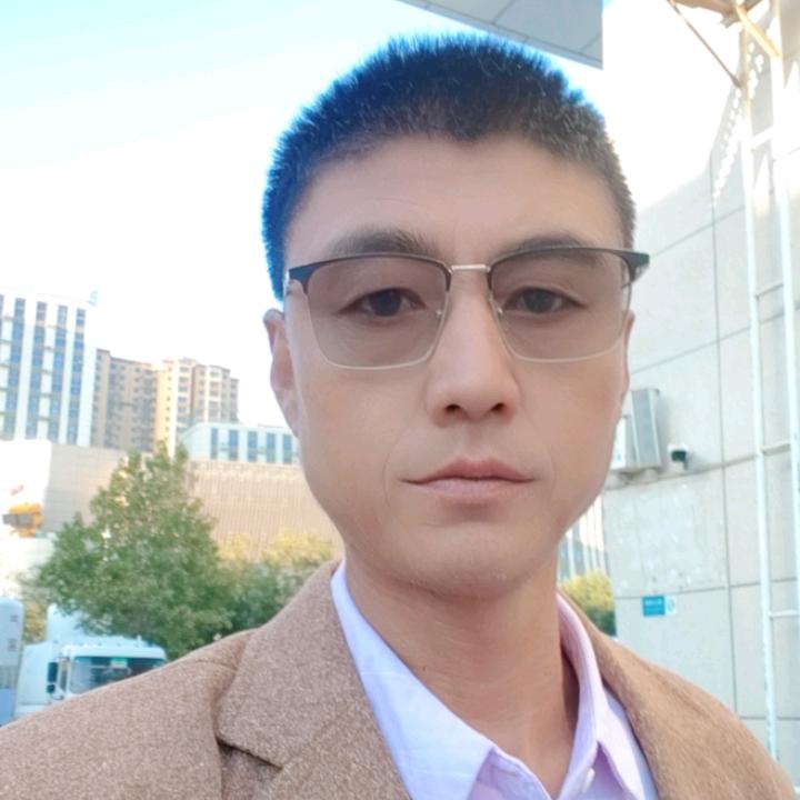 建国水果批发零售。