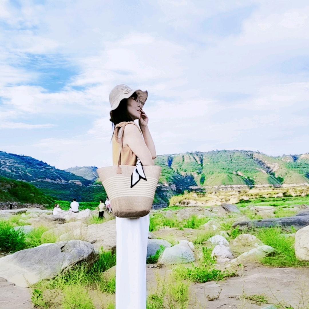 小月，真诚对待每个人