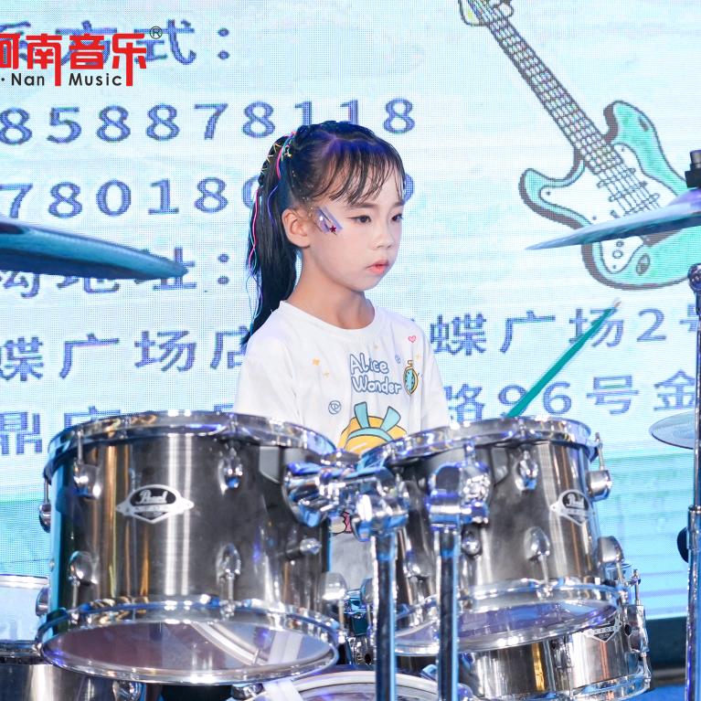 🥁边姑娘