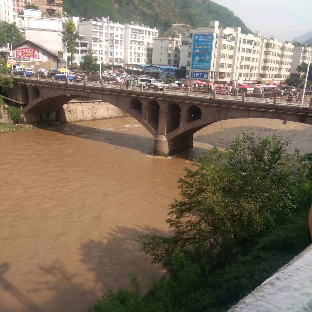 过去就去吧😁重新开始越来越好😊