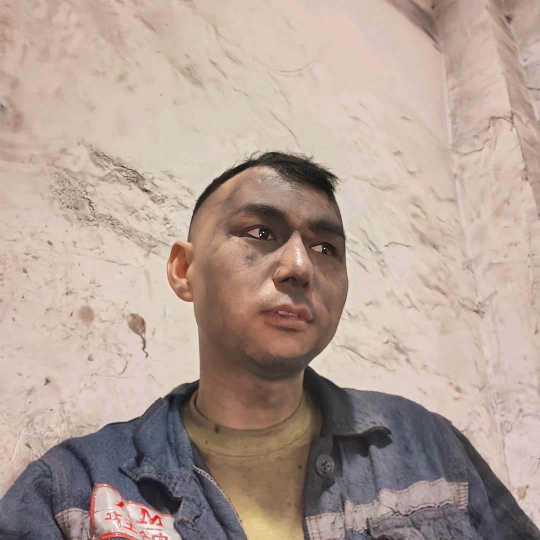 內裤祐楽