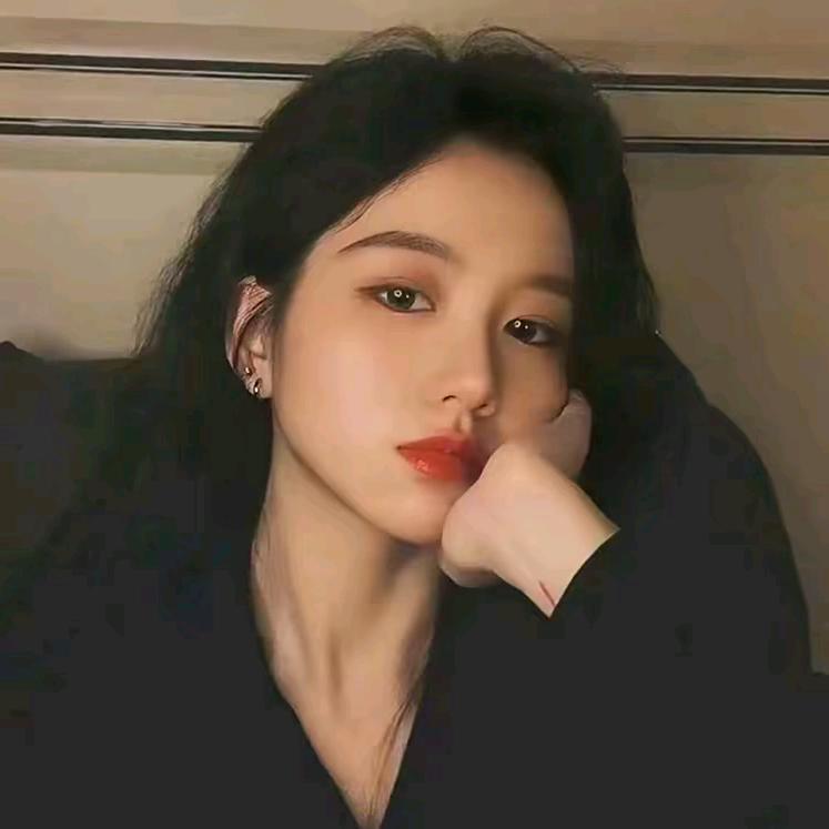 小鱼💋爱吃香菜