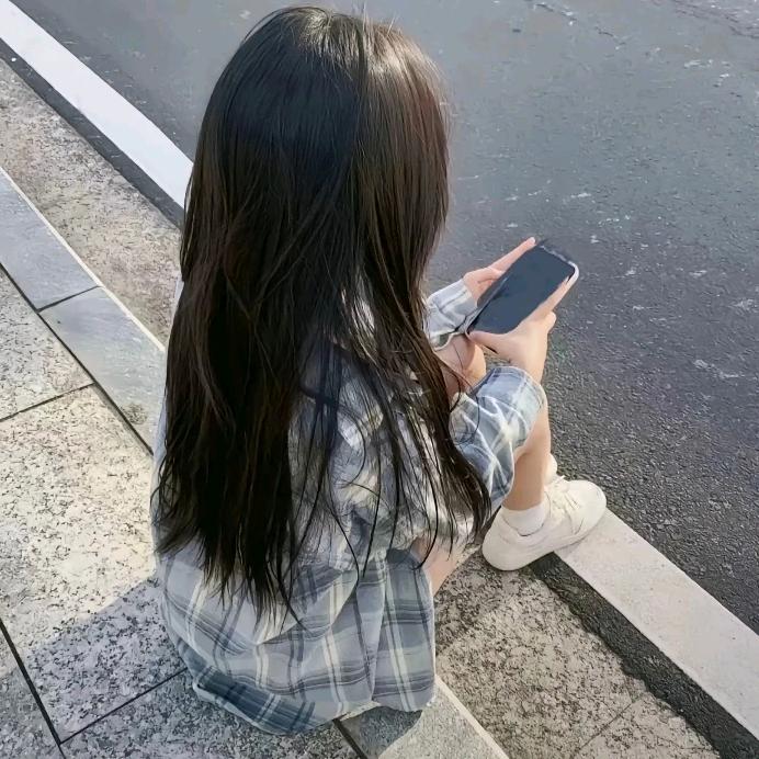 一只小妍砸ʸᶻ🐞