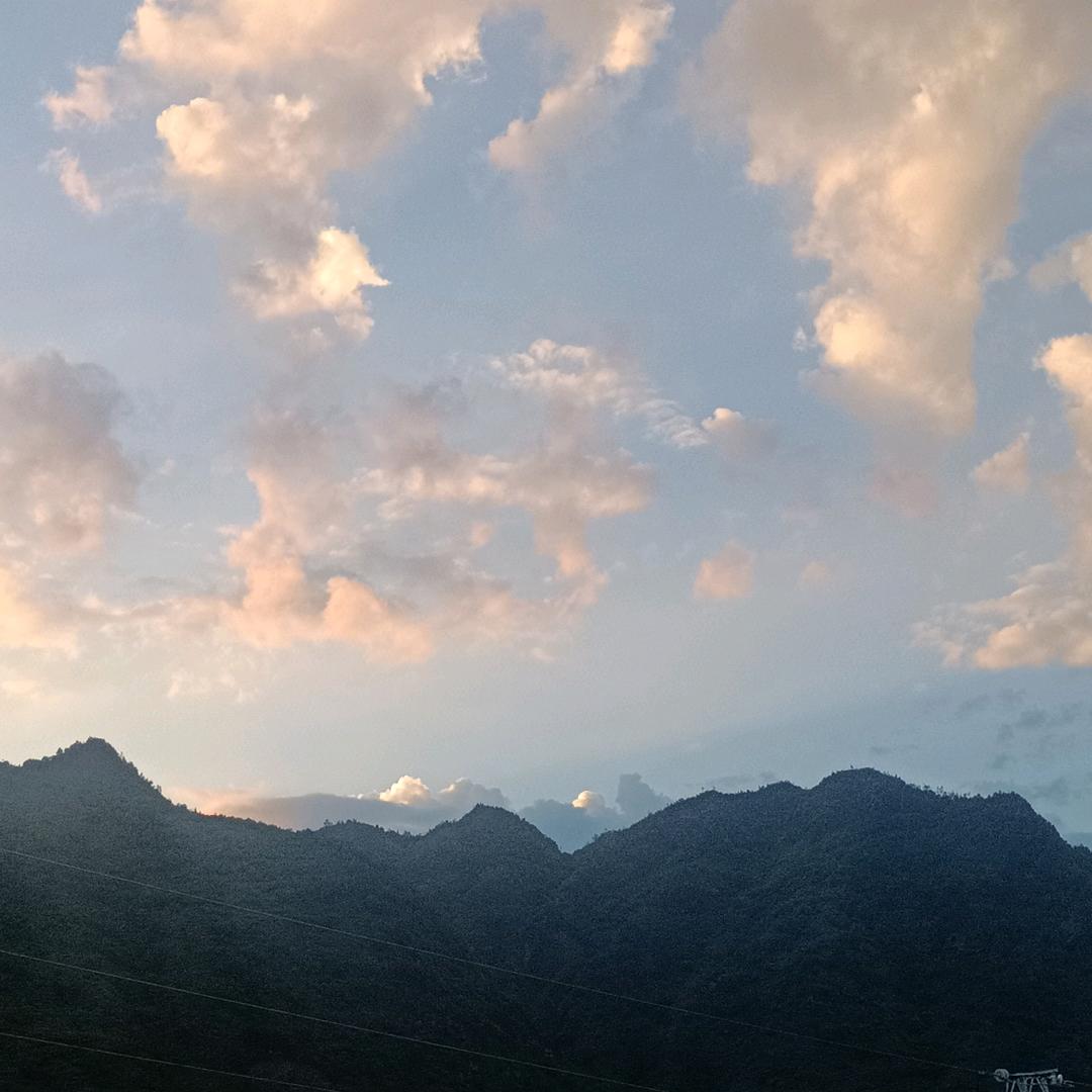 群群