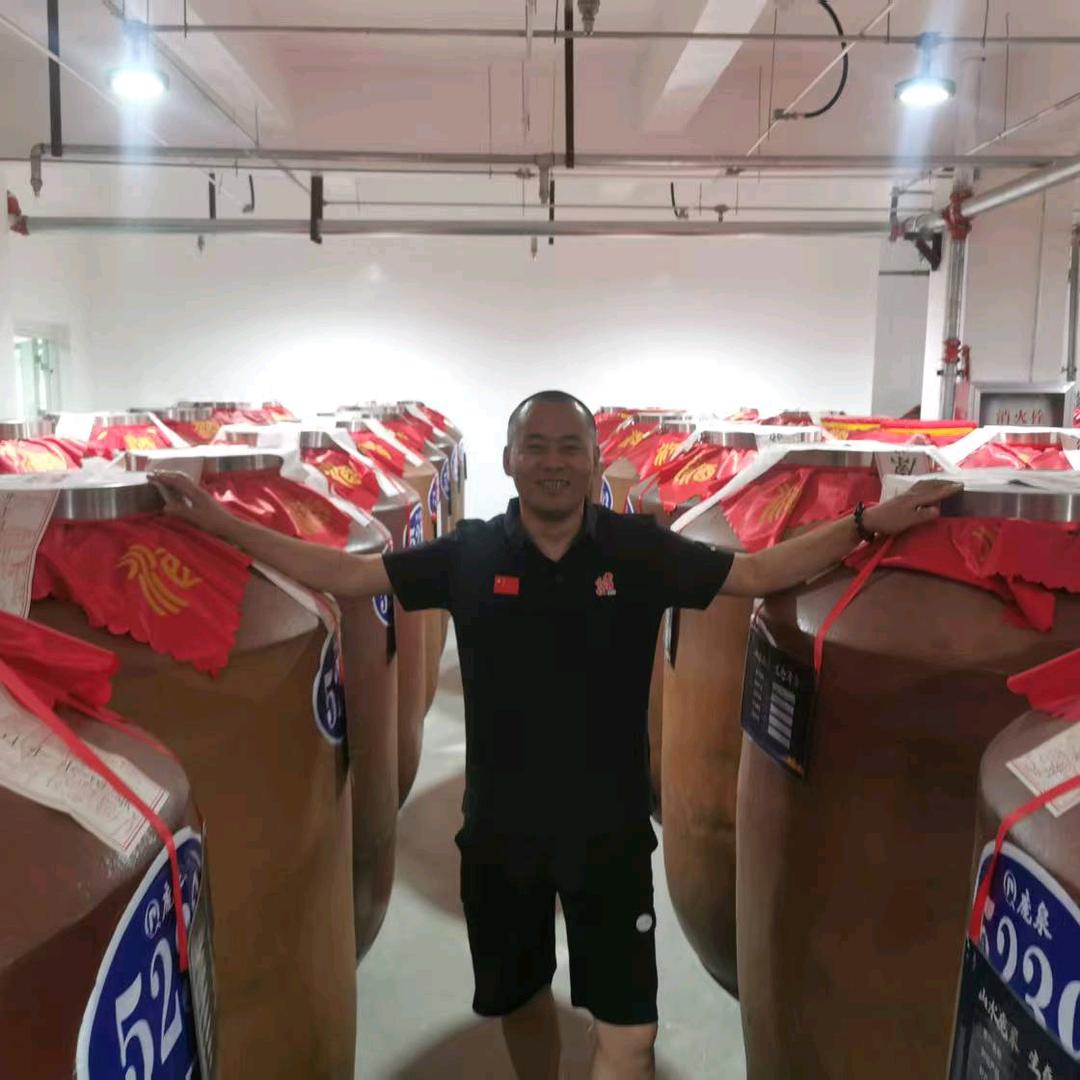 驻乌兰察布市老酒公社酒厂直销处