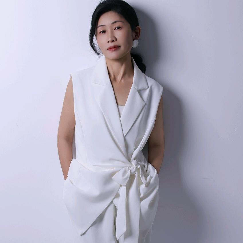 格莱美软装-华意贝尼家具