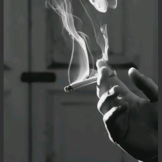 灬嶶笶着哭泣