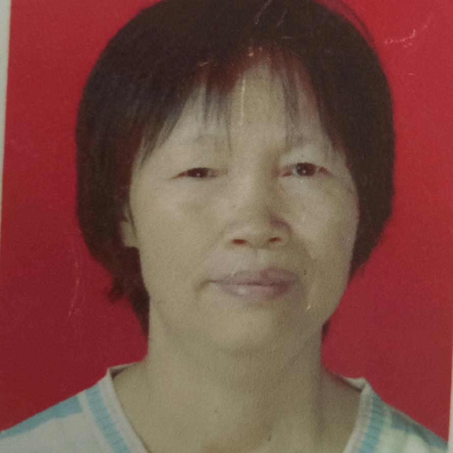 卢四英