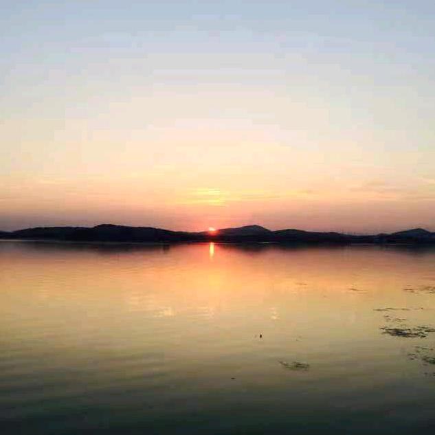 生产销售磨床的老罗