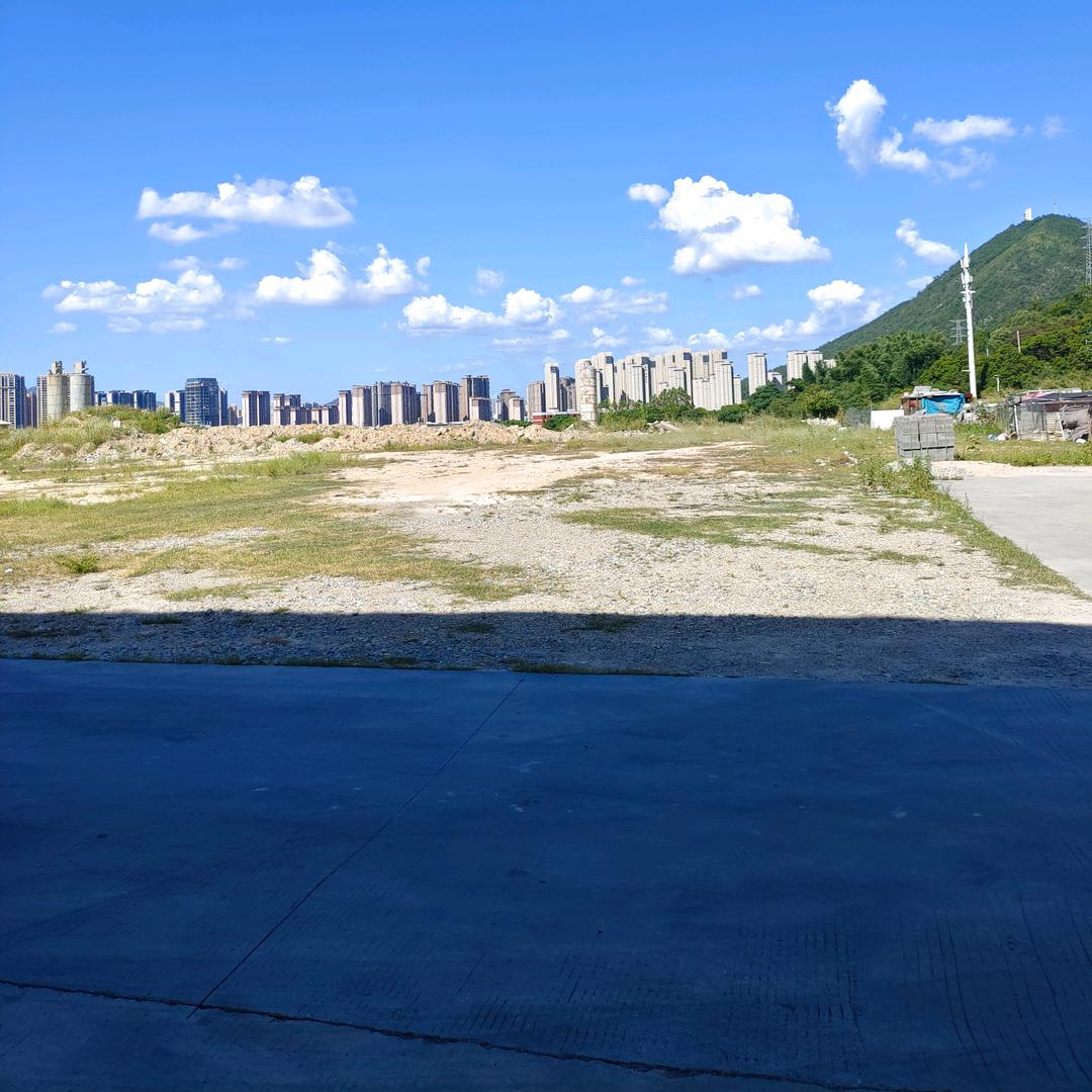 小磊