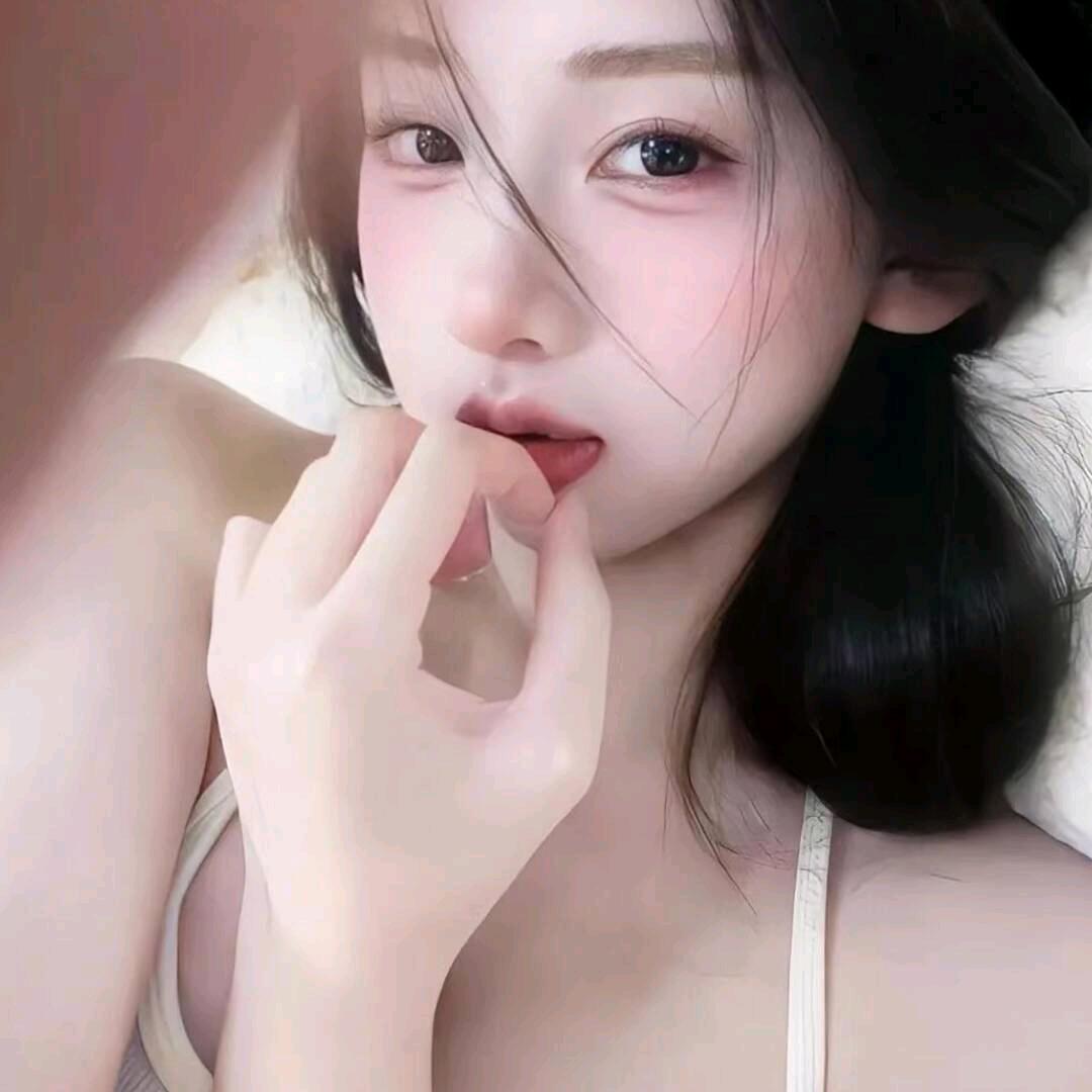 '◡'