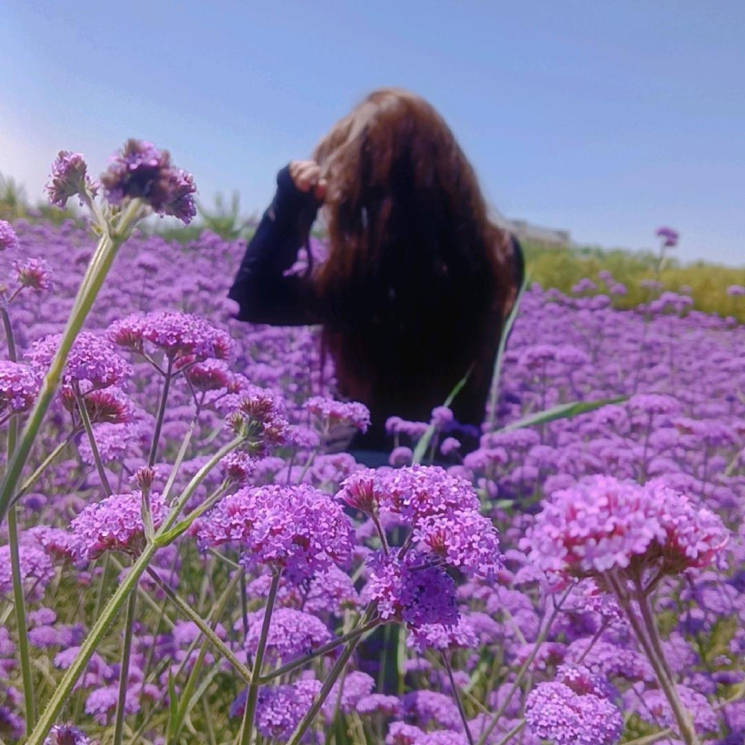 在喀什的00后小美