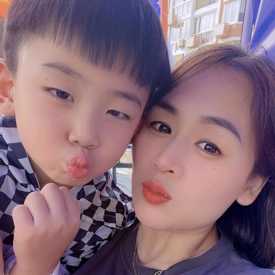 馋海小铺 烤鱼片小姐姐