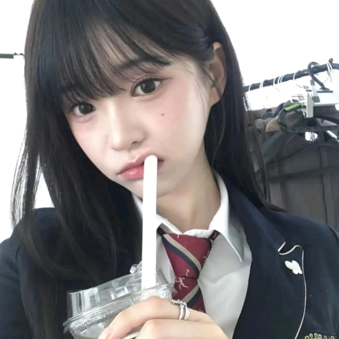 金鱼会冒泡.