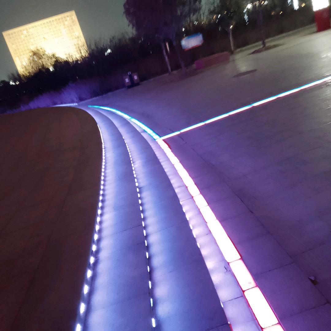 平平淡淡