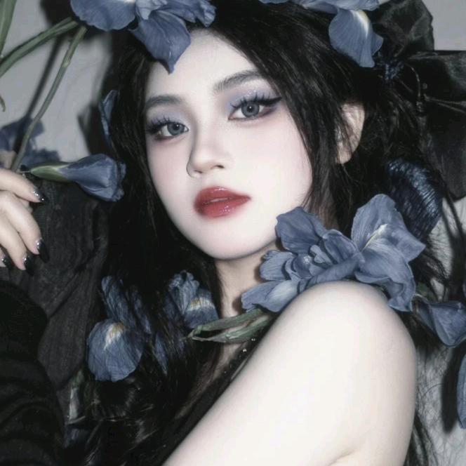 三分傲娇的拽酷少女玖财财~ꕤ⋆