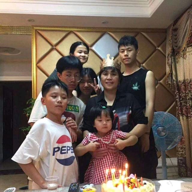 一家人