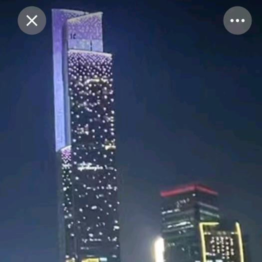 董你的人，无需多'言