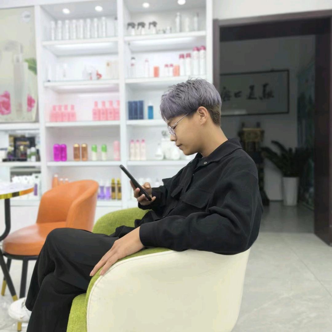 维卡-紫梦维卡美发连锁总部