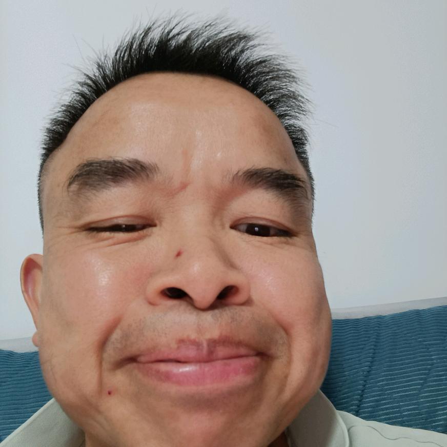 小礼牌黑猪店~航二路店