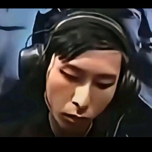 ≦≧