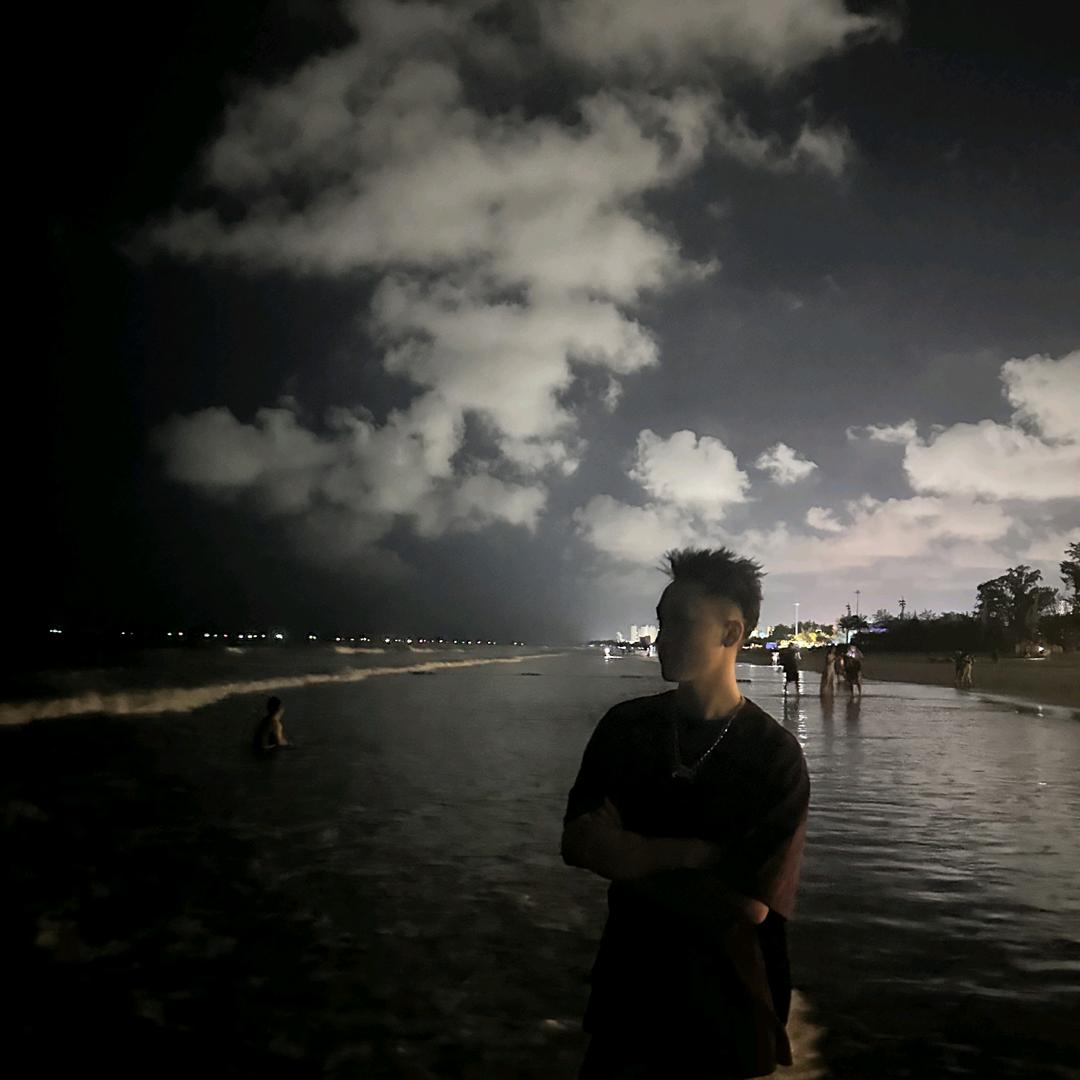 请叫我 达不溜歪