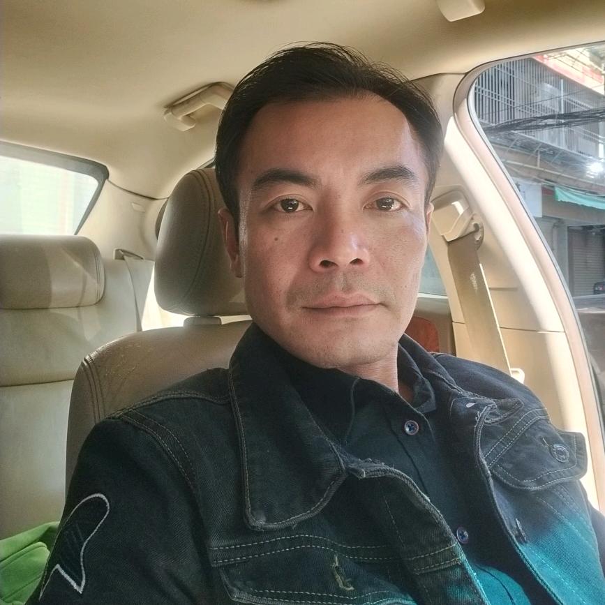 单亲爸爸和俩个小棉袄