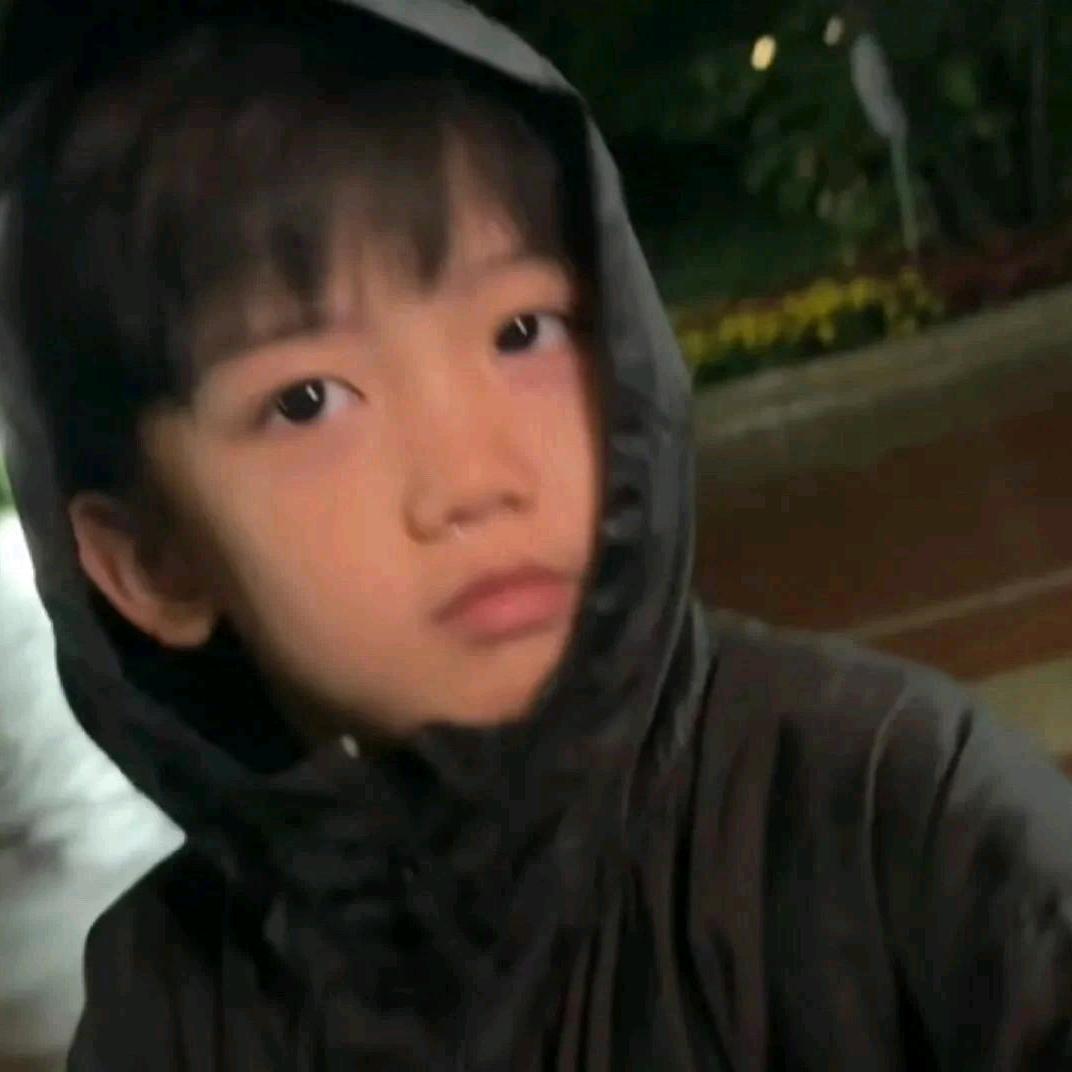 YANG阳.