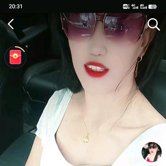 我是一个没有人心疼的女人。